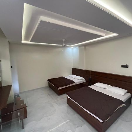 Hotel Sai Sandesh Shirdi Eksteriør billede