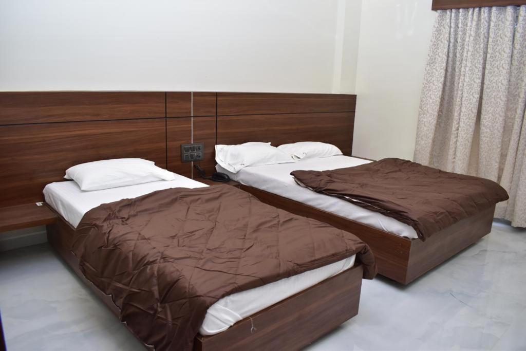 Hotel Sai Sandesh Shirdi Eksteriør billede