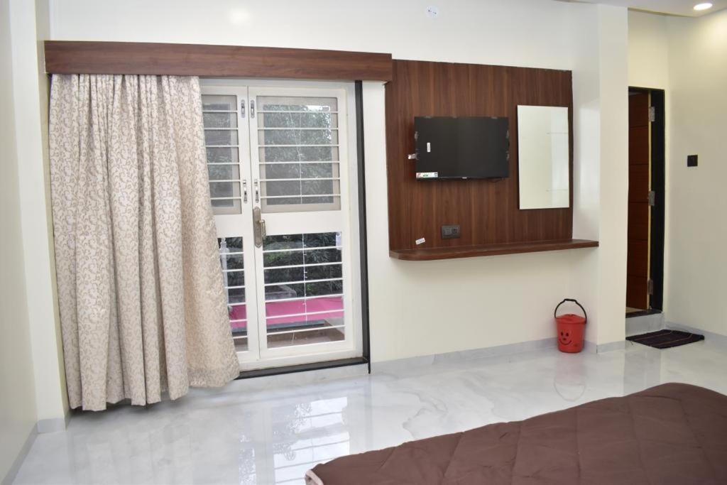 Hotel Sai Sandesh Shirdi Eksteriør billede